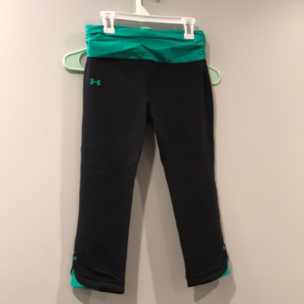 Under Armour heat gear athletic shorts